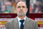 استقالة مدرب منتخب بولندا من منصبه