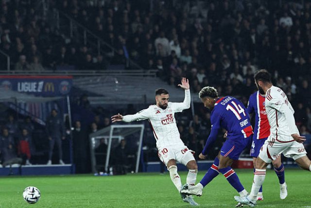 Paris Saint-Germain Nears French League Title with Win Against Brest