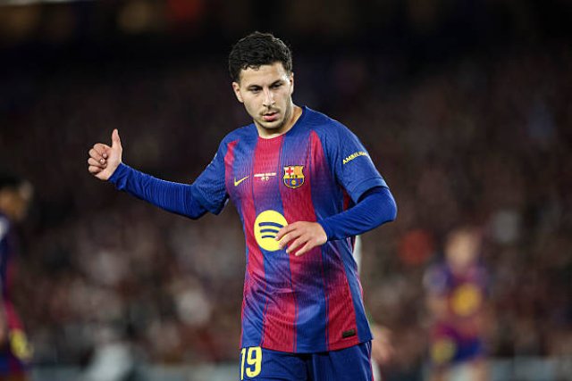 برايتون يقترب من ضم باردجي وبرشلونة يتمسك بحق إعادة شرائه