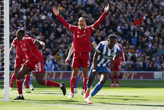 Liverpool Open to Offers for Virgil van Dijk