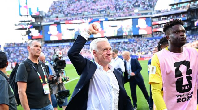 Deschamps: It was a tough match, I asked to protect Mbappé from the strongest players