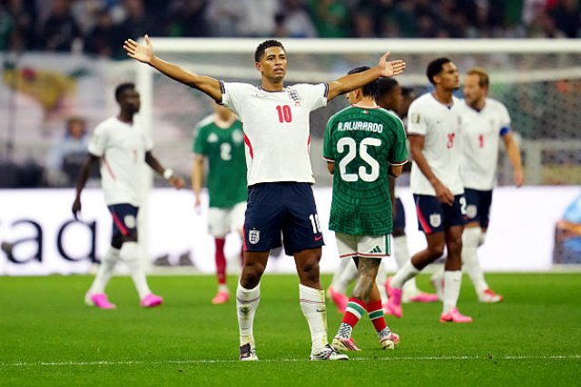 بيلينجهام يكتب التاريخ مع إنجلترا في كأس العالم