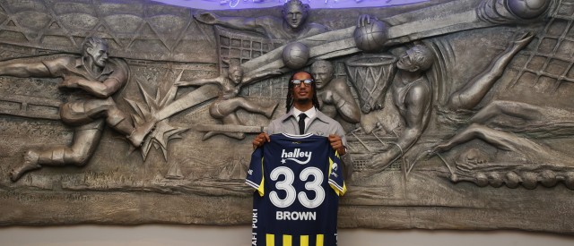 Fenerbahçe Officially Signs Archie Brown